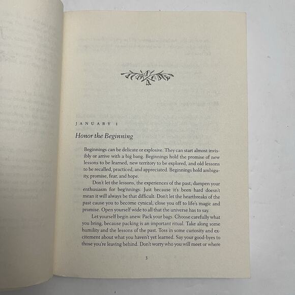 Journey to the Heart by Melody Beattie Paperback Daily Meditations Book - Picture 5 of 8